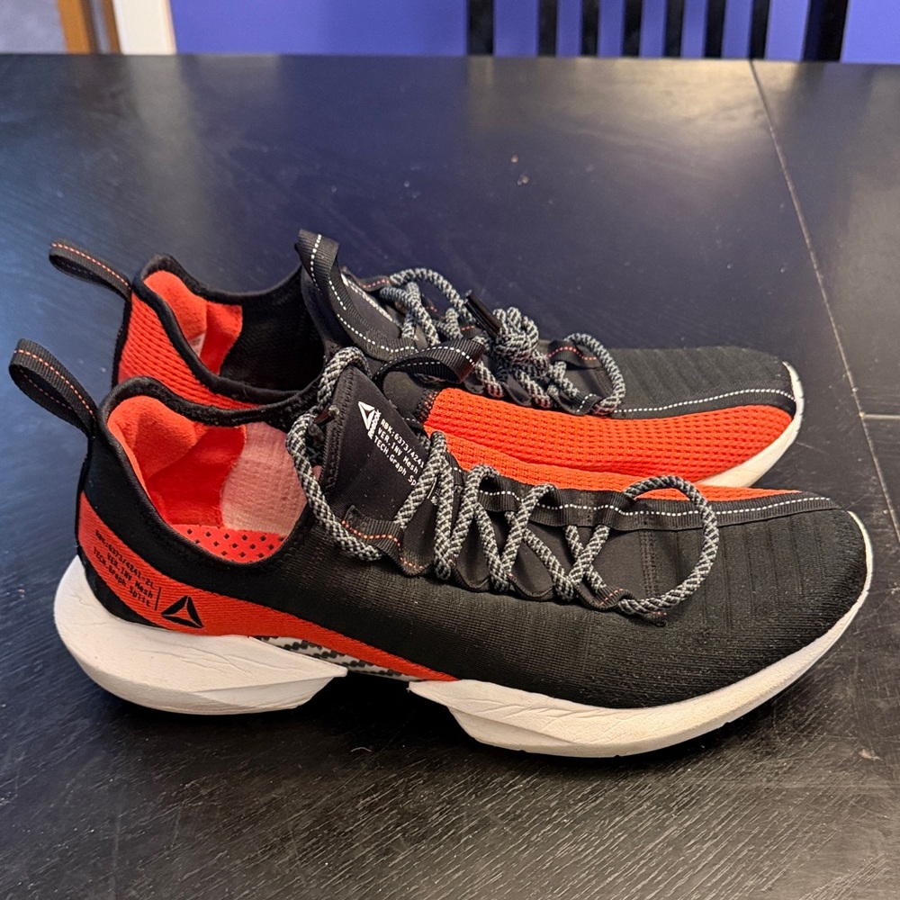 Reebok Sole Fury DV8228 Men’s black and Red Slip-On Athletic Sneakers